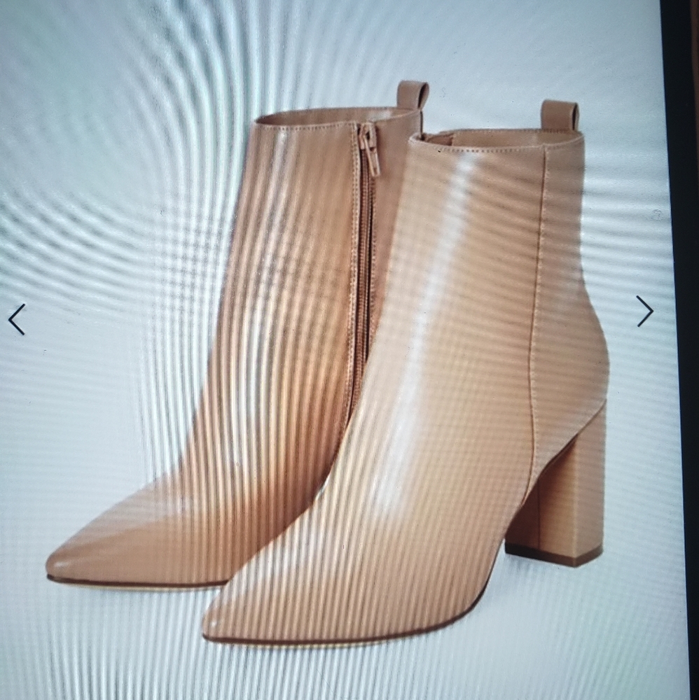 Nude block heeled Bootie